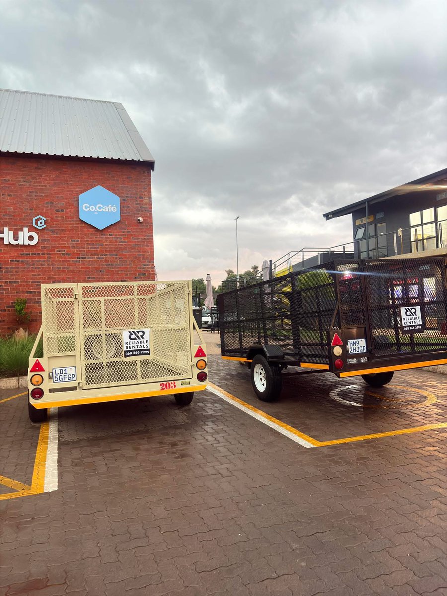 MbaliMdluli10's tweet image. I have 2 trailers and no connections 😭😭🥹🥹 I  bought them in December and it’s tough . 

My rates are R300 and R400 a day . 1 3m and 1 4m .. mash trailers