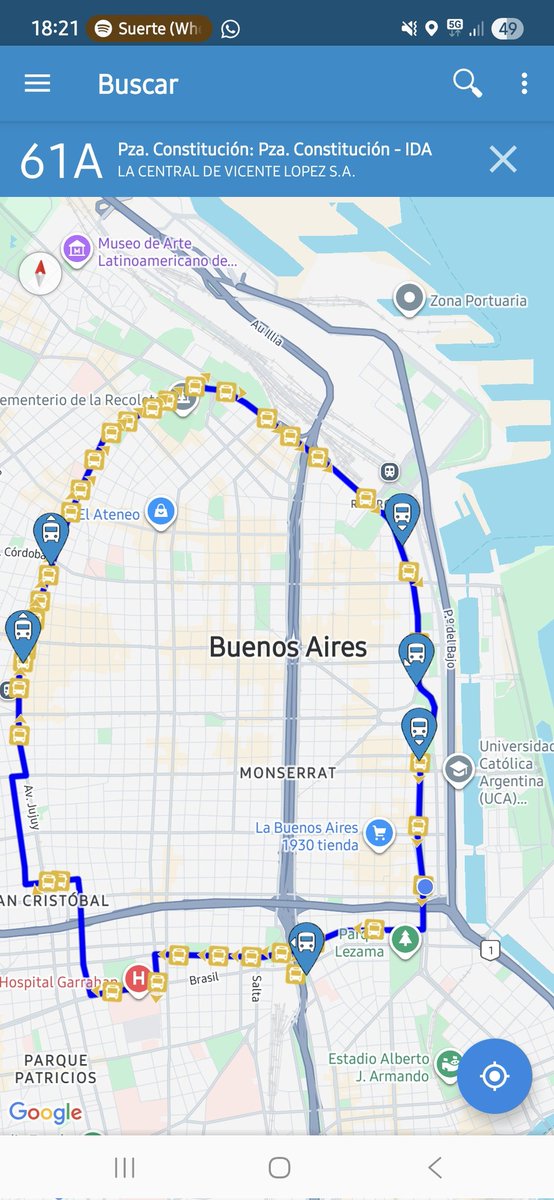 liiloopez's tweet photo. La línea 61 es una de las pocas líneas de colectivos que recorre el #metrobusdelbajo y que te llevan hasta plaza constitución, con lo importante que es este recorrido y la cantidad de pasajeros que mueve no puede ser posible q tengan tan pocas unis en circulación @CiudadDeBondis https://t.co/OArS1aVkFH
