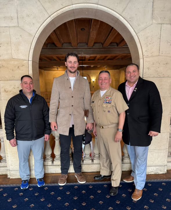 USMMA Baseball tweet media