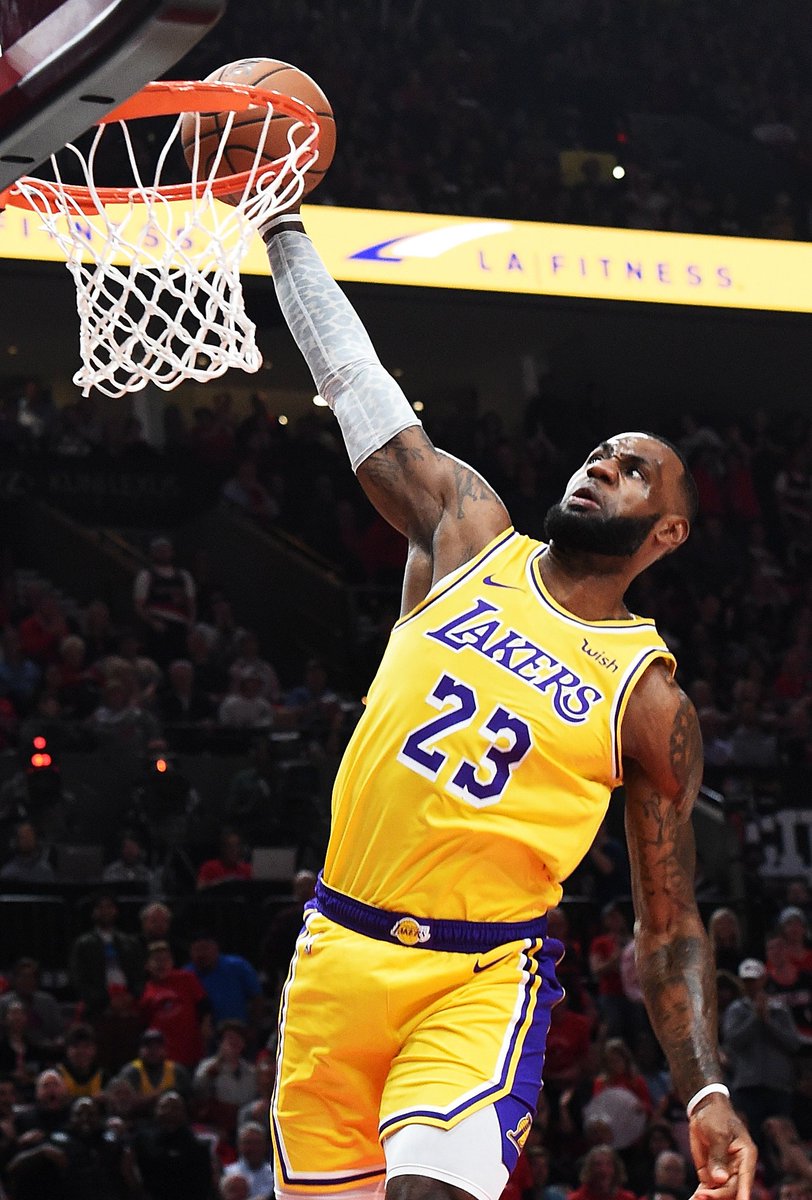 IconicsBets's tweet image. 🎯Target The Over!

LeBron James Over 22.5 Points 

LeBron has cleared this line in 12 of his last 15 vs. the Clippers and 10 of his last 15 overall.

The Clippers have been a dream matchup for opposing forwards, with 9 of the last 10 clearing this number against them.

LAC…