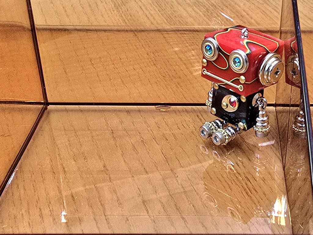 TEFTART

#robot #handmade #teftart #accessories #design