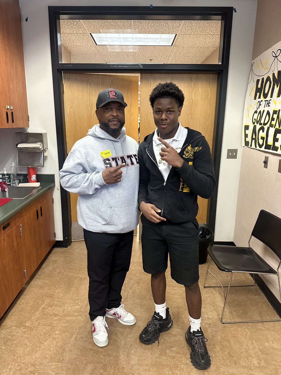 Giovanni Gaut tweet media