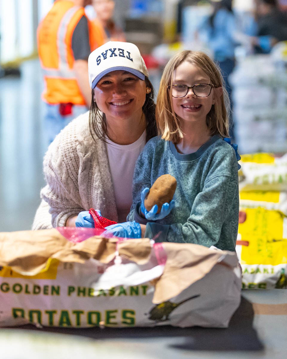 Texas Rangers Baseball Foundation tweet media