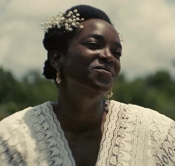 fridayvelvet's tweet image. god is a woman