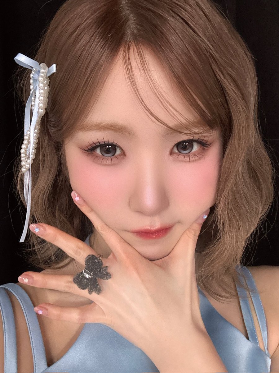 Hitomi 🍞 tweet media