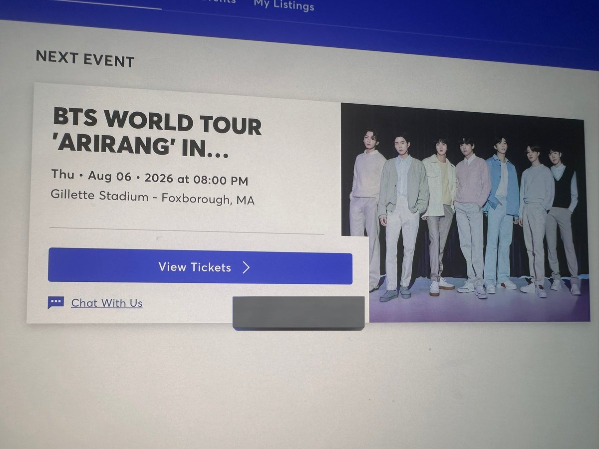 EATASSOD's tweet photo. literally crying rn been waiting for this moment since 2017 omggg … finally old enough to have my own money lol. I AM SEEING BTS https://t.co/BheVEDOuPM