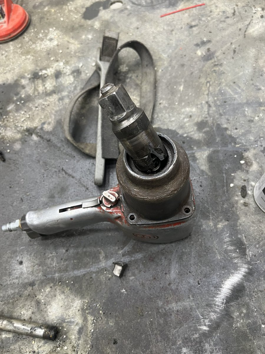 mrbad_example_'s tweet image. How much torque is too much torque?