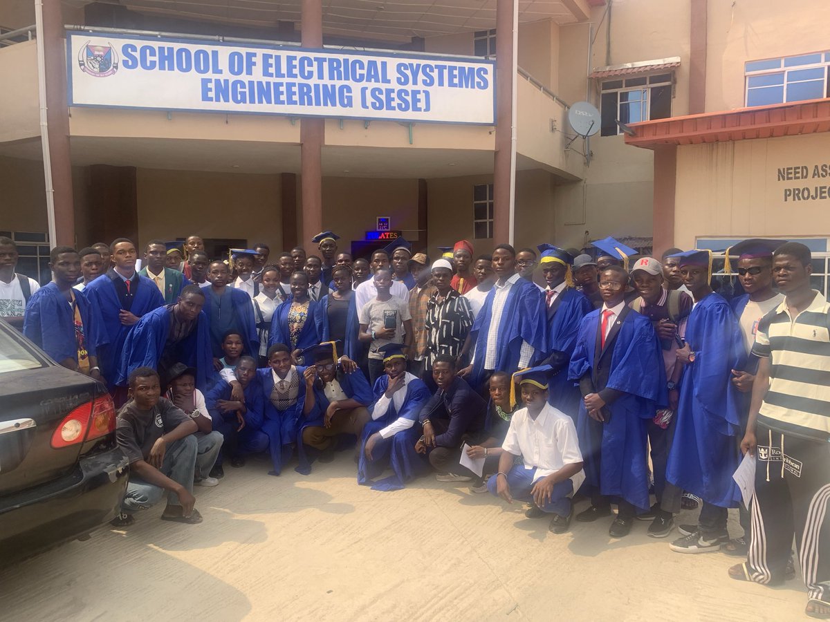 NIEEES_FUTA_'s tweet photo. Happy Matriculation EEE Class 29. ❤️
 
The journey has just begun. Stay consistent and resilient. 

May you all attain good success and have joyful experiences throughout your stay in FUTA.👌 https://t.co/CwXKiqPX0T