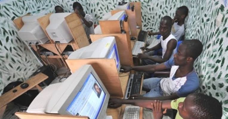 Les marocains <a href="/SCCR_212/">SOCCER212</a> <a href="/LionTimes_/">Lion Times 🇲🇦</a>  <a href="/TFT_Morocco/">TFT MOROCCO</a> <a href="/makemororocco/">MMGA🇲🇦۞</a> 
Si vous voulez perdre votre désignation pour accueillir le mondial continuer votre machination et vous allez nous trouver sur votre chemin. Nous avons des preuves pour vous nuire. Faites gaffe. 

(J’suis mort 💀)