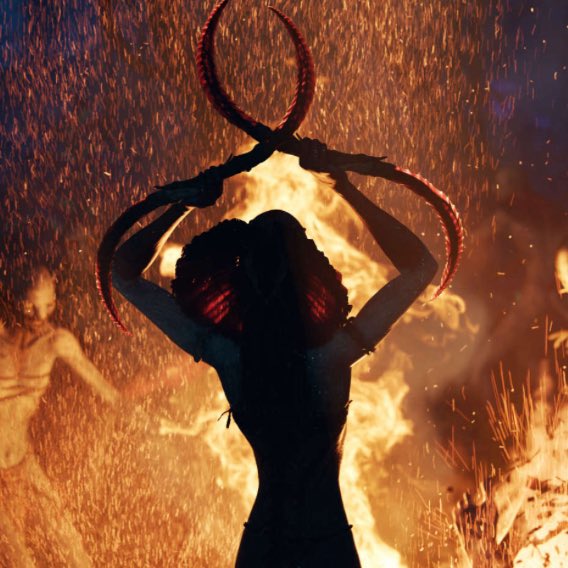 hourlyvarang's tweet image. GETTING READY                    TO MAKE HISTORY