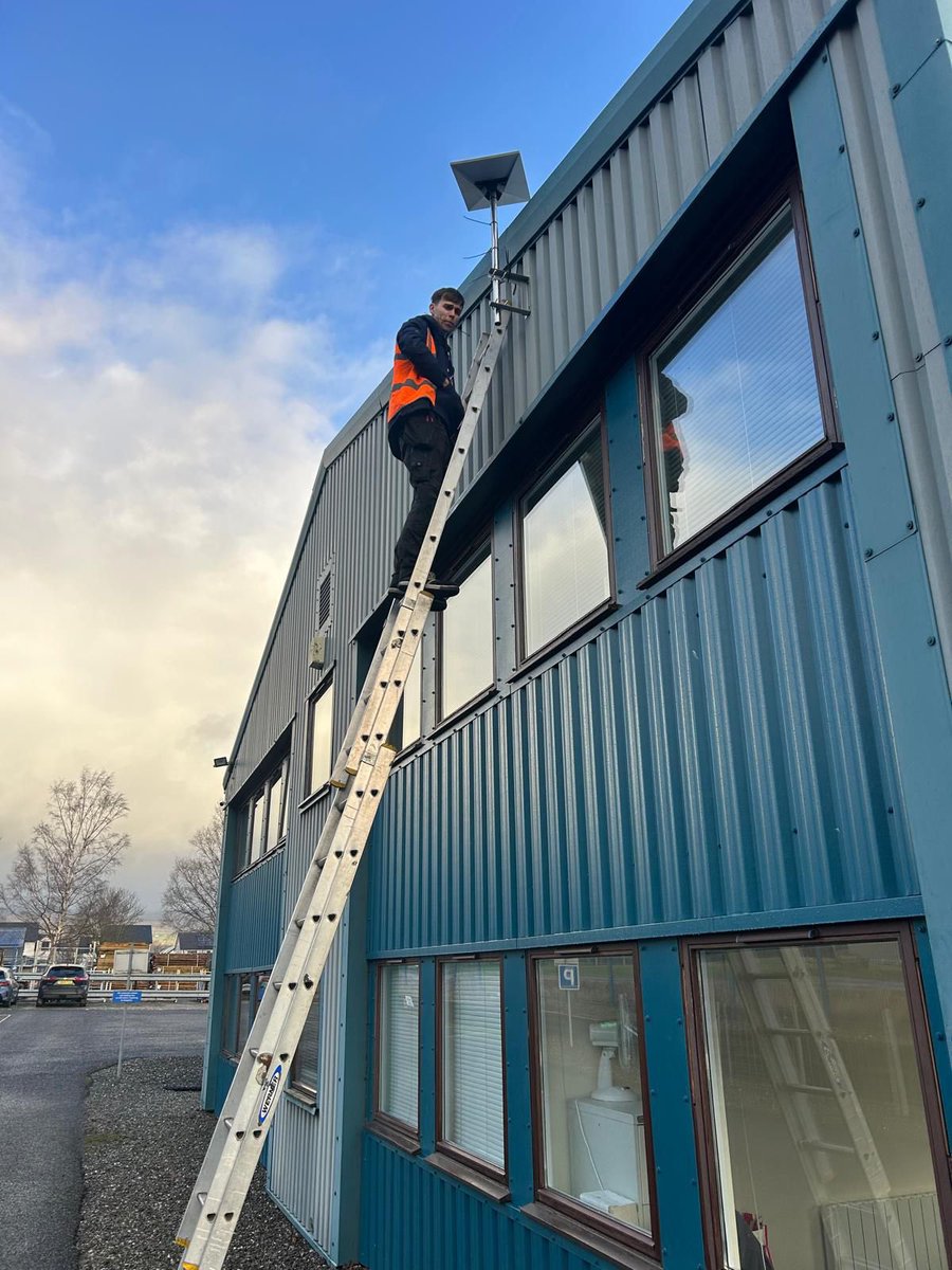 touchTelecommunications tweet media