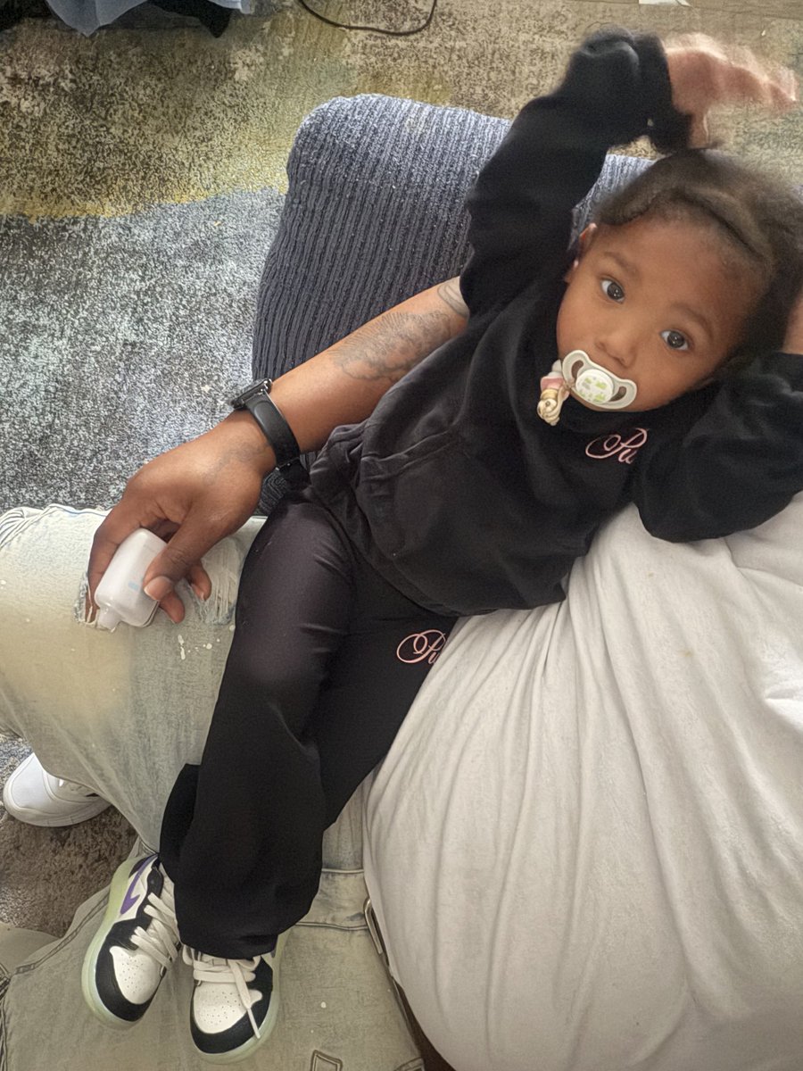 CityBoyDMV's tweet photo. Daddy’s girl https://t.co/aQaiRmsmGs