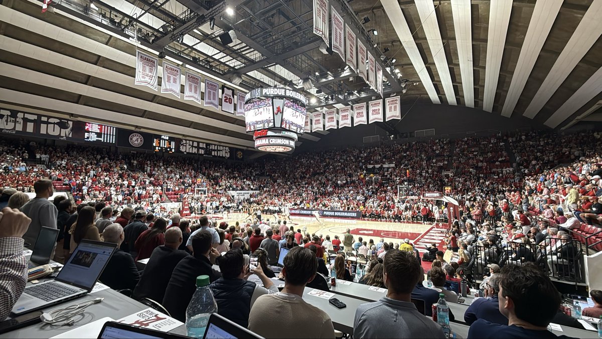 Lightning Locks tweet media