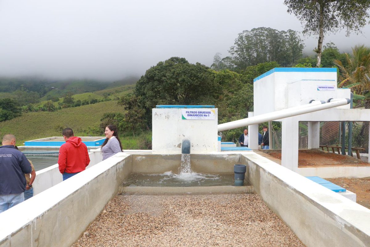 #Puyango💧Tras varios años de espera, un anhelo de la parroquia #Mercadillo se hace realidad.

👏🏼 Inauguramos la obra de agua potable y alcantarillado, construida con el apoyo del #BDE por más de USD 444 mil, mejorando la salud, el bienestar y la calidad de vida de las familias.