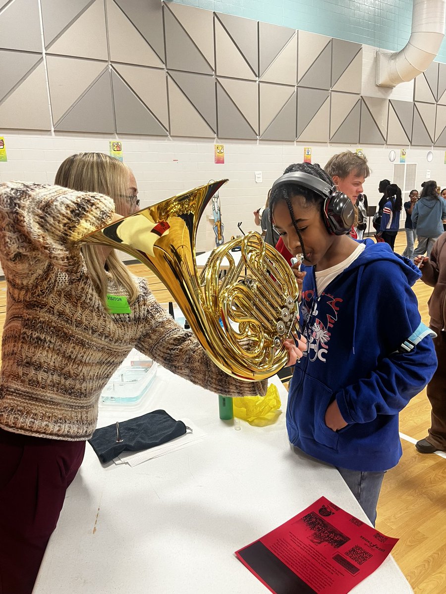 Mrs. Gallo and Mrs. Cox tweet media