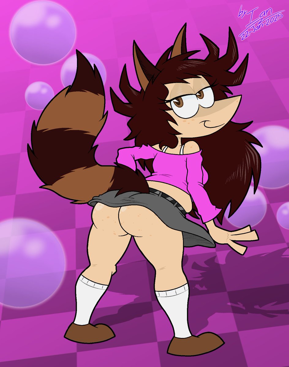 And here the spicier alts. 🤭🔥🔥🔥

With and without panties 🩲🍑💜🦝