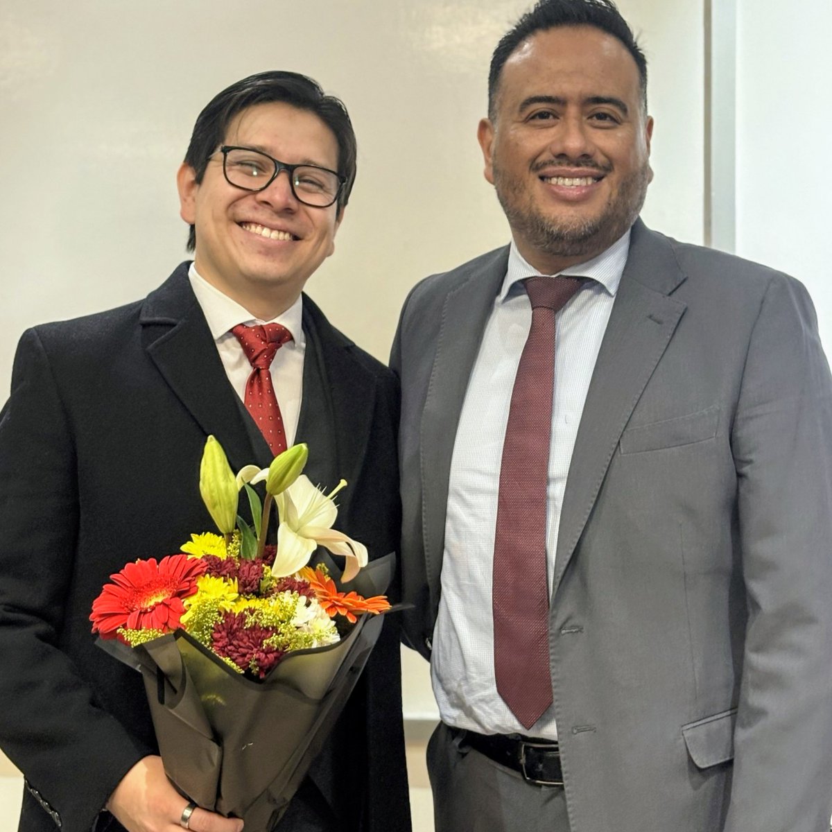 MolinaGroup's tweet photo. On Monday, we had the pleasure of witnessing the PhD defense of now Dr. Armando Navarro (@navarro0502). His four-year work explored how crystal engineering and molecular motion impact the photophysics of cocrystals. Congratulations, and best wishes for what comes next!!! https://t.co/UoYMObtBNE
