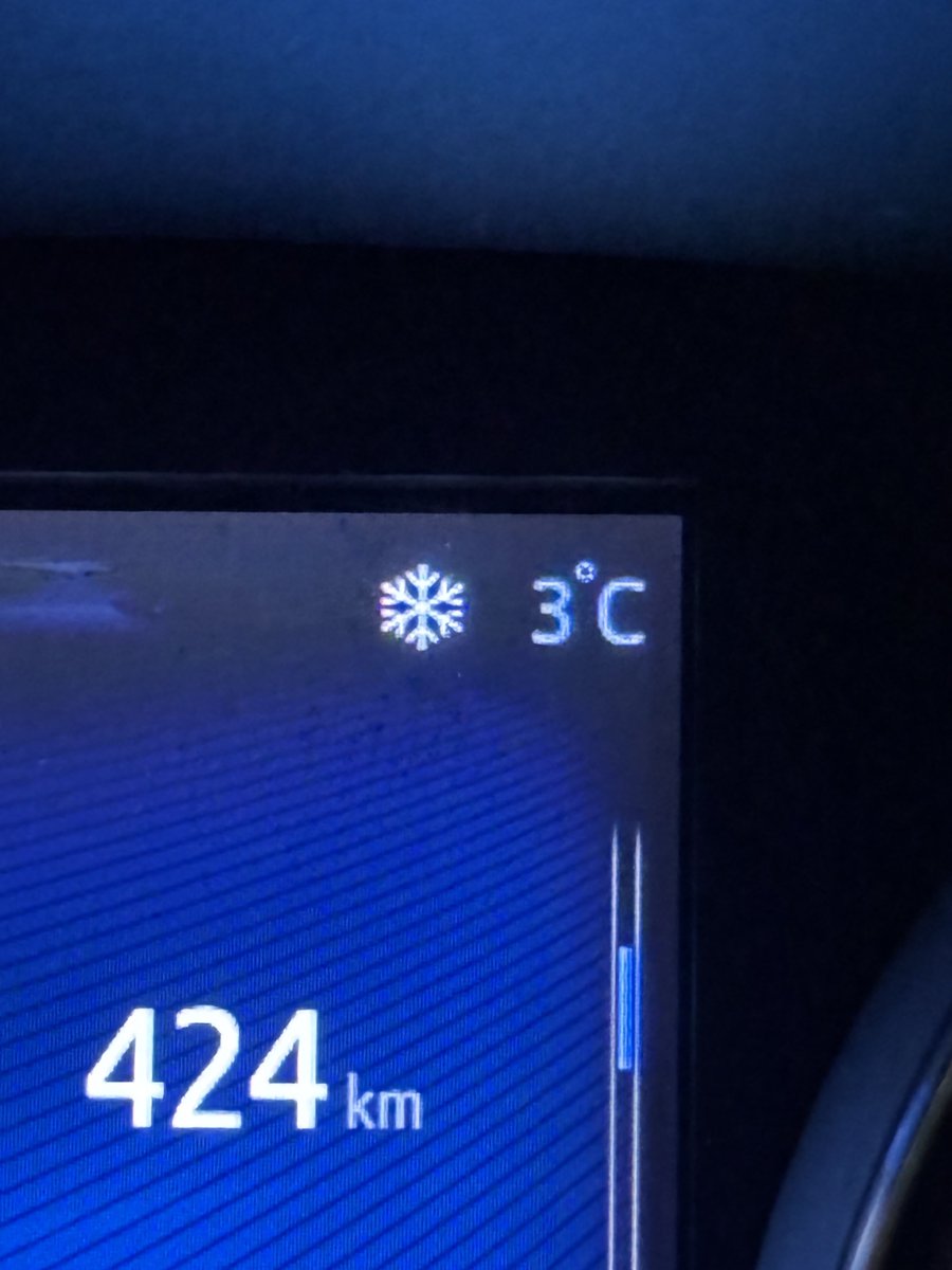 つくねページ 夜勤おわ ざむい🥶