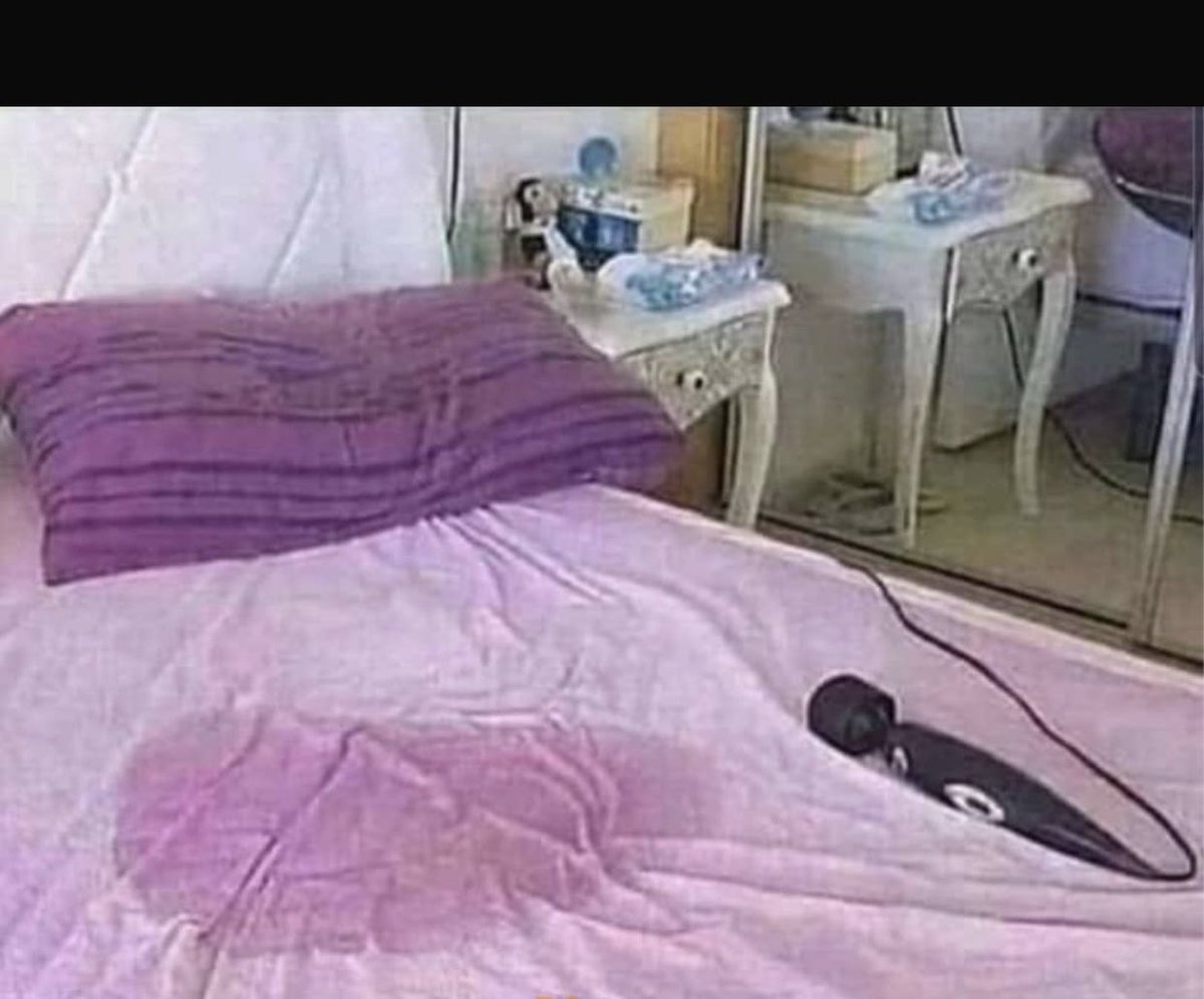 Ecstaticdepoder's tweet image. I wonder what song she was singing that made her cry so much 😎