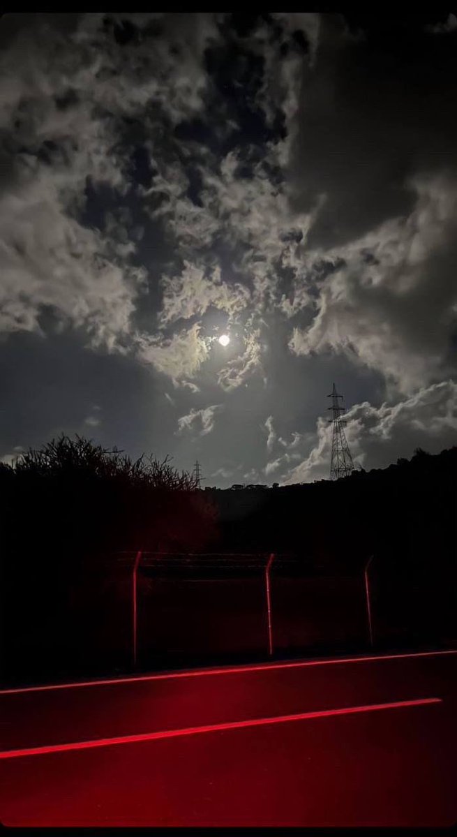 A (@a_5vd) on Twitter photo 