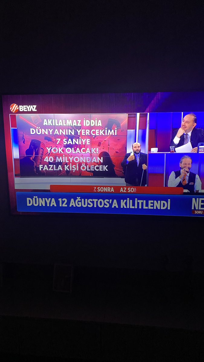 Bu kıt akıllıların bugüne kadar söylediği hiç bir şey gerçekleşmedi. Ama yıllardır program yapmaya ve  saçmalamaya devam ediyorlar. Helal olsun <a href="/beyaztv/">BEYAZ TV</a>