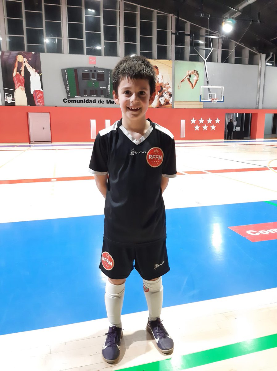 DeporcosladaFS's tweet photo. Nuestro jugador Benjamin 𝐈𝐳𝐚𝐧 𝐆𝐨𝐧𝐳𝐚́𝐥𝐞𝐳 𝐊𝐨𝐯𝐚𝐜𝐬, disfrutó ayer del entrenamiento de la 𝐒𝐞𝐥𝐞𝐜𝐜𝐢𝐨́𝐧 𝐌𝐚𝐝𝐫𝐢𝐥𝐞𝐧̃𝐚 𝐒𝐮𝐛-𝟏𝟎 𝐝𝐞 𝐅𝐮́𝐭𝐛𝐨𝐥 𝐒𝐚𝐥𝐚.
Enhorabuena 💚❤️ https://t.co/FkgRmsEGOD