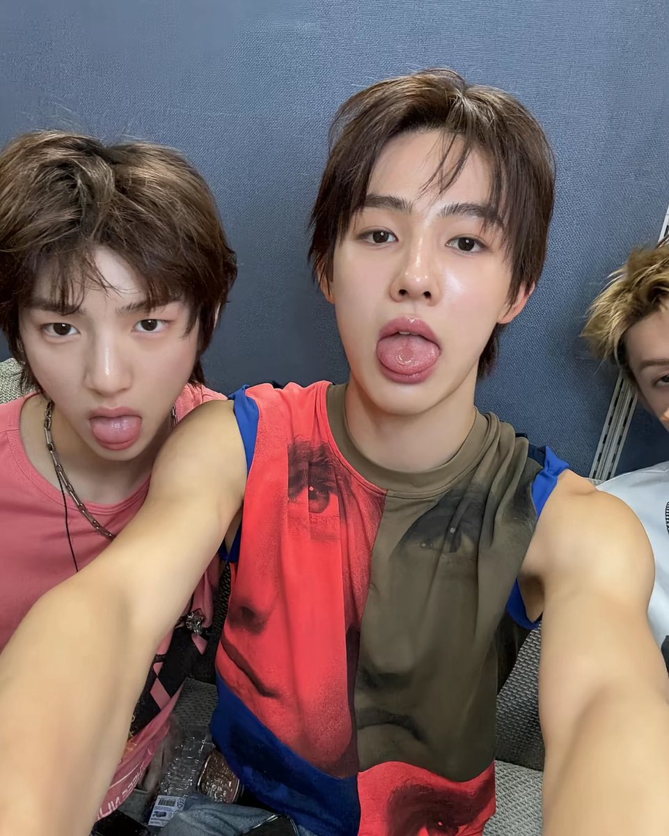 fcwonbin's tweet image. vengo a tomar posesión de este duo