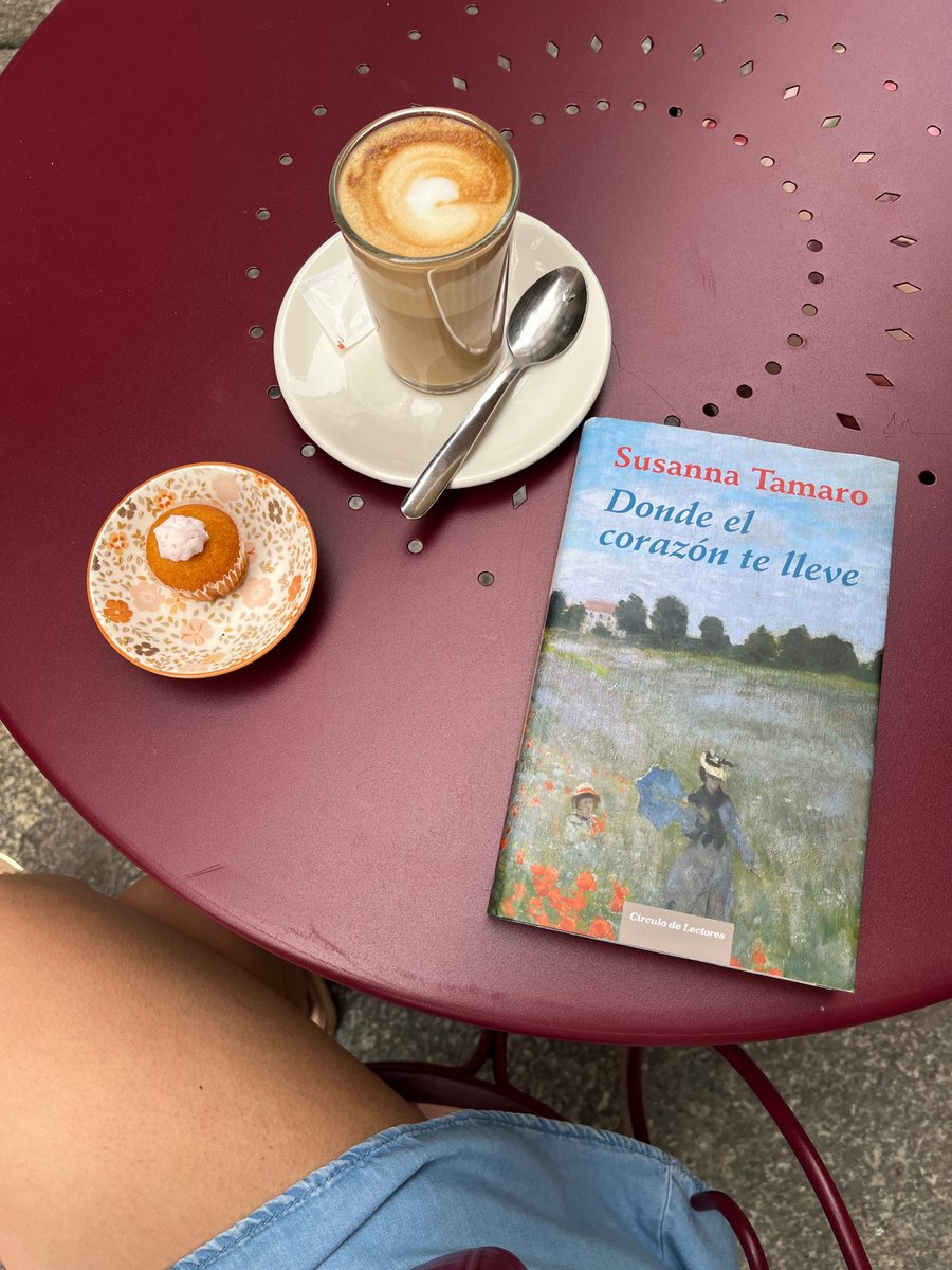 albavaazquez's tweet photo. café y libro: la combinación perfecta https://t.co/Gp5gGtEcA8
