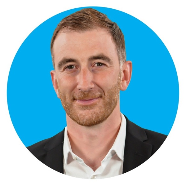 CIOonline's tweet image. AI is everywhere, but the advantage is not.
Leaders chasing speed are often skipping fit, value, and fundamentals.
👉 Read Robert Lowe on why AI laggards can still outpace early adopters that moved too fast: spr.ly/6018C7KEA

#FoundryExpert #EnterpriseAI #DigitalLeadership