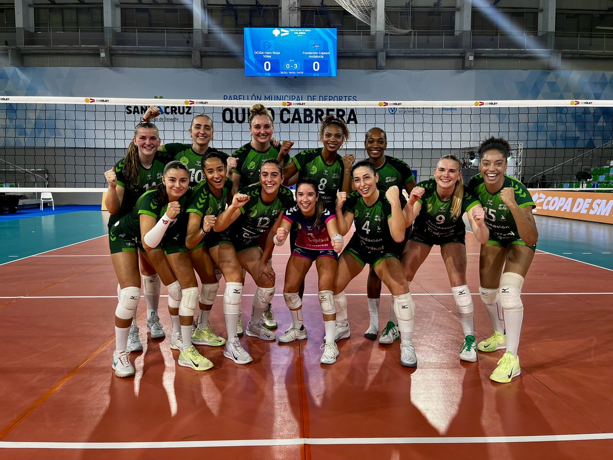 Club Voleibol Esquimo🏐💚 tweet media