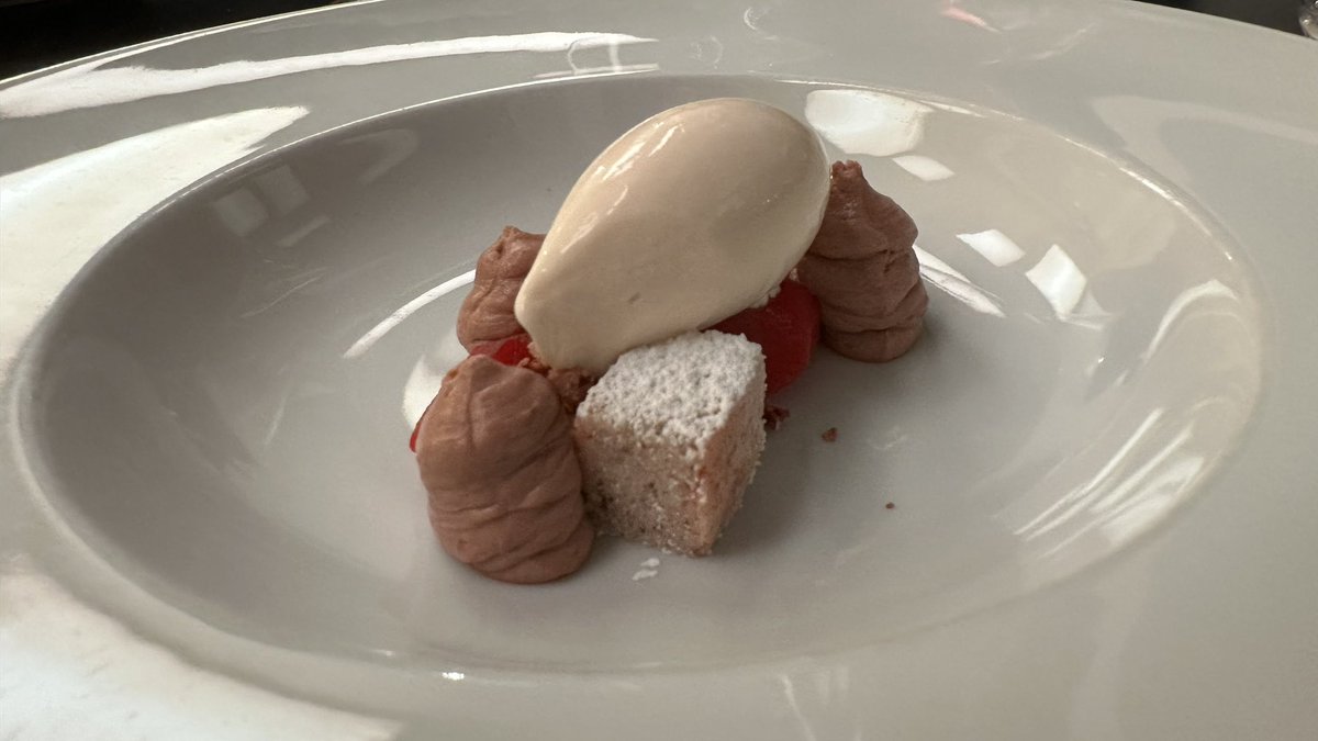 Eli Zysman-Colman tweet media