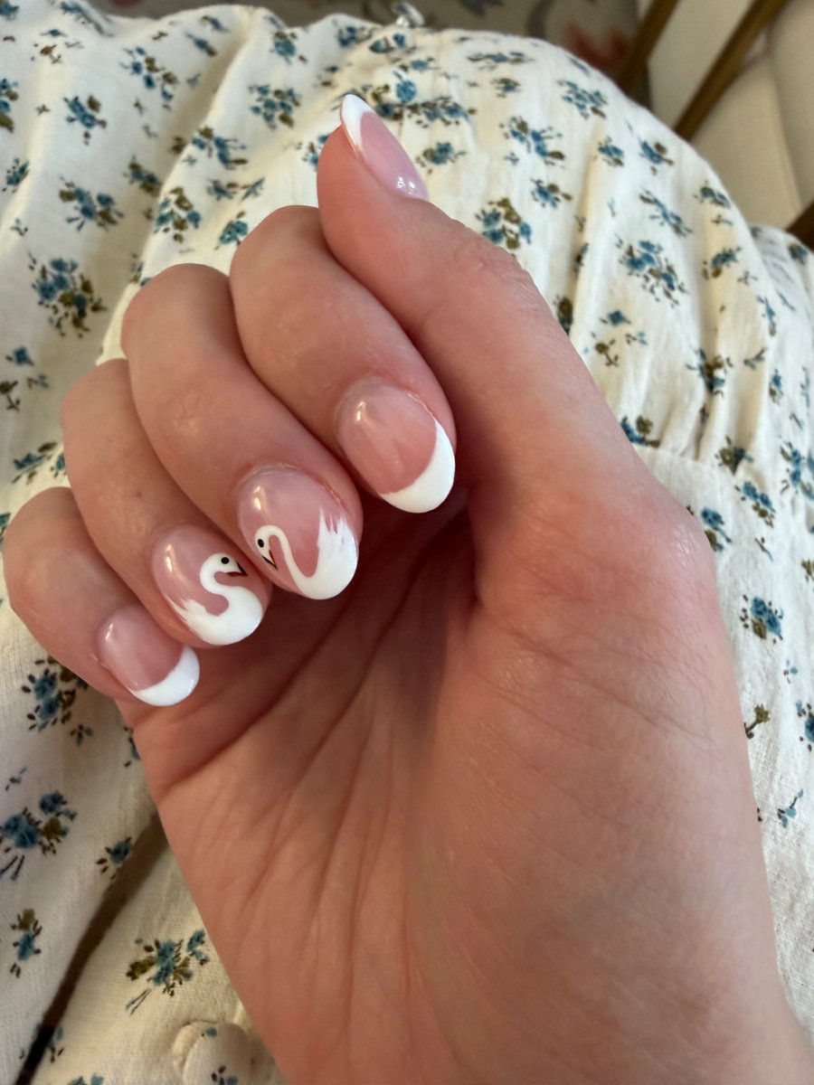 Pretty stoked how my nails turned out today.