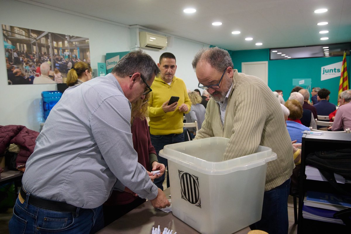 juntsxterrassa_'s tweet photo. 🗳️ La militància ha votat per unanimitat a la @mlluisvall com a candidata de Junts a les eleccions municipals de 2027 a Terrassa. La nostra tinent d'alcalde i portaveu de @juntsxterrassa a l’Ajuntament continuarà liderant el projecte del nostre partit per #Terrassa. https://t.co/tE8YUXsyx6