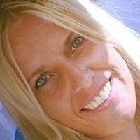 XxiJusticia's tweet image. Alejandra Medrano (QEPD, octubre 2019), tuvo el coraje de señalar a Massa ante la Justicia por sus presuntos vínculos con el narcotráfico. Hoy su causa, archivada bajo la etiqueta de “suicidio”, es un monumento al silencio y a la contradicción.