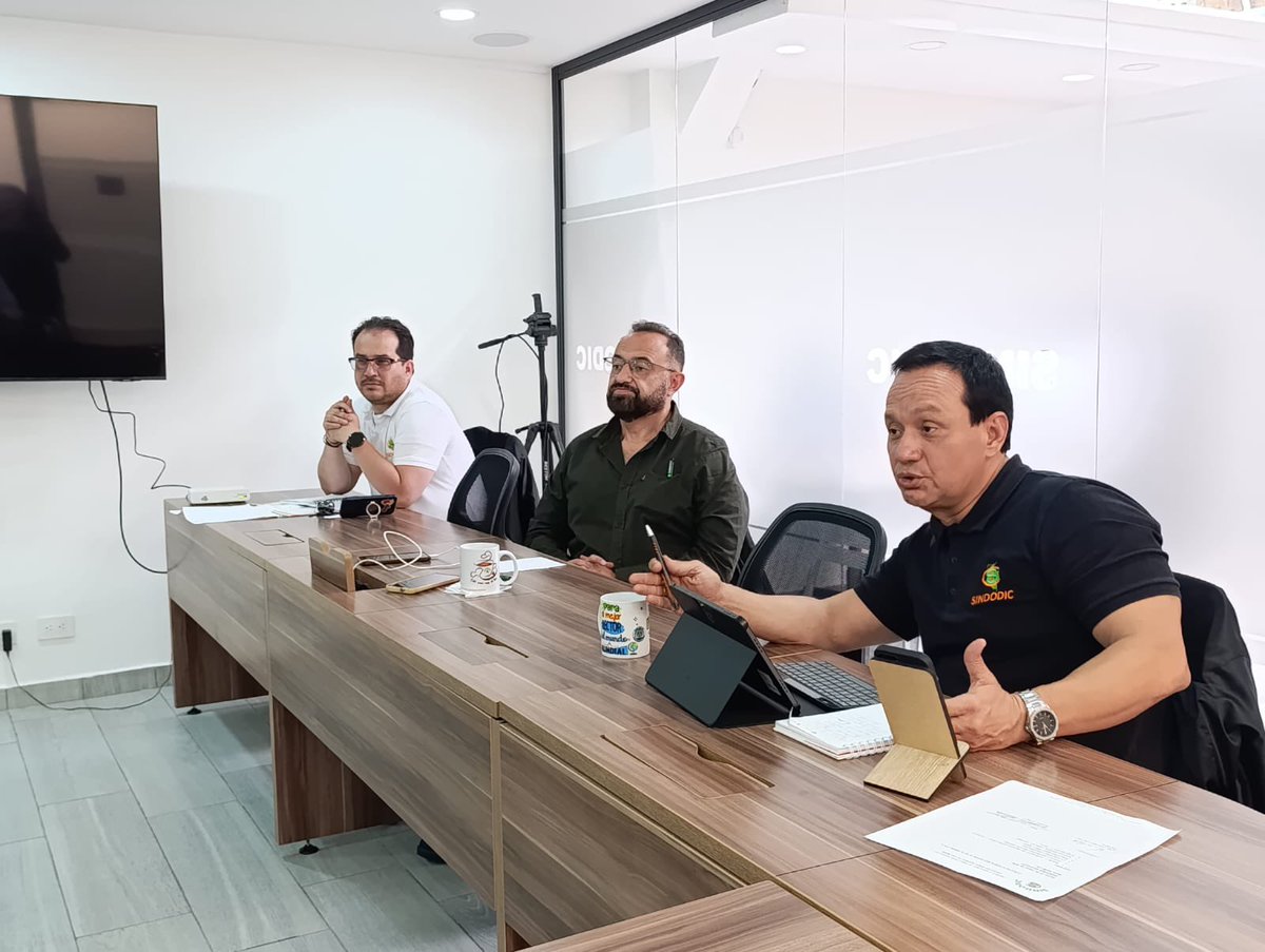 SindodicSindicato Nacional de Directivos Docentes tweet media