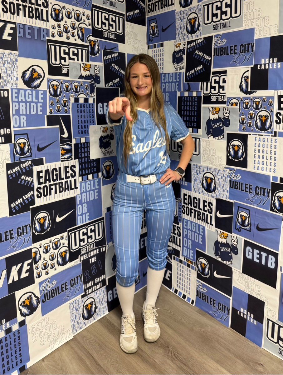 Hahnville High Softball tweet media