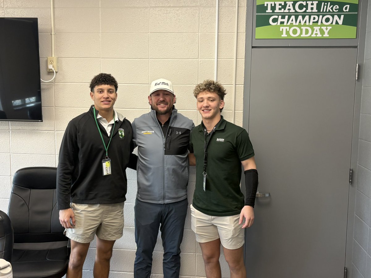 Larkyn (LT) King tweet media