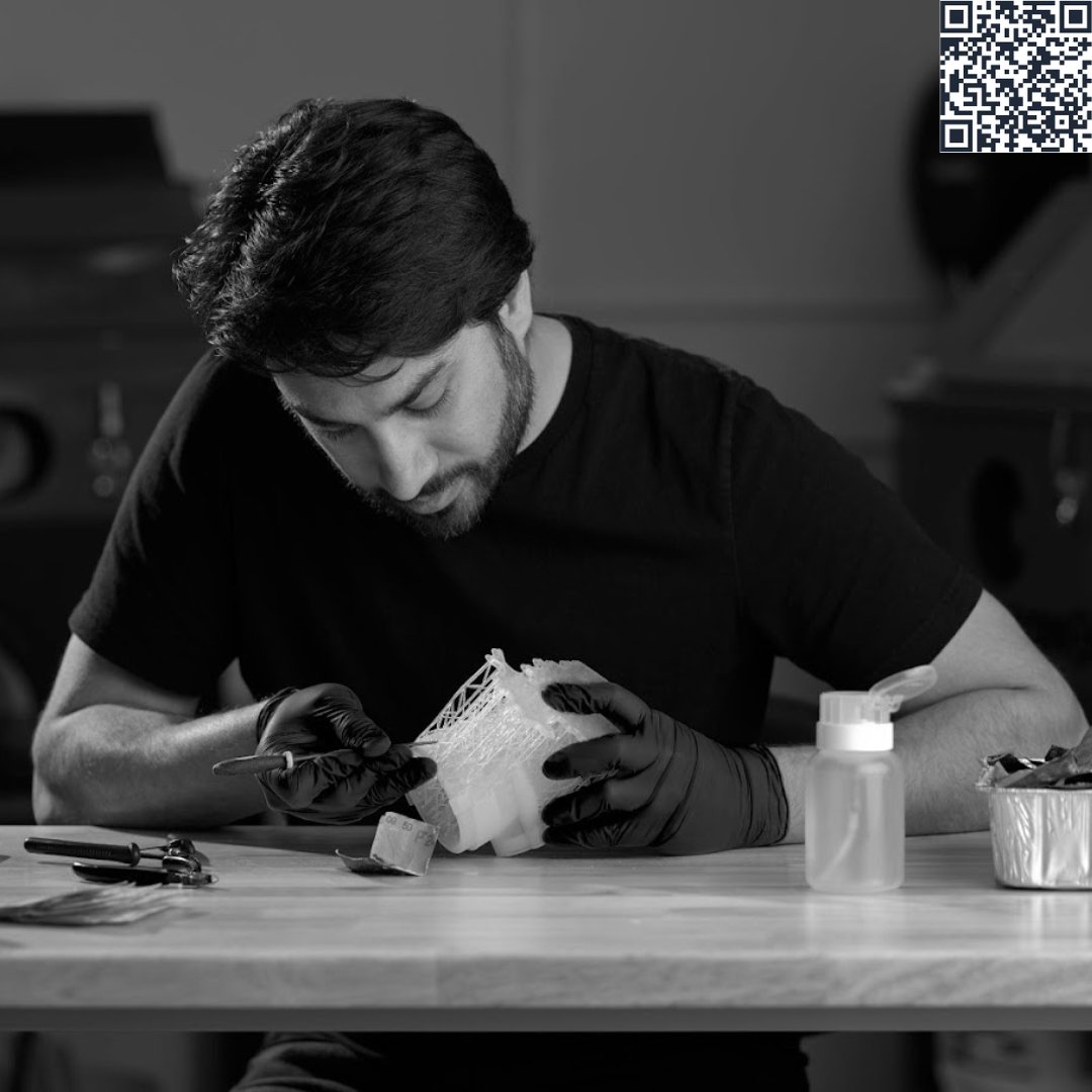 Source Graphics tweet media