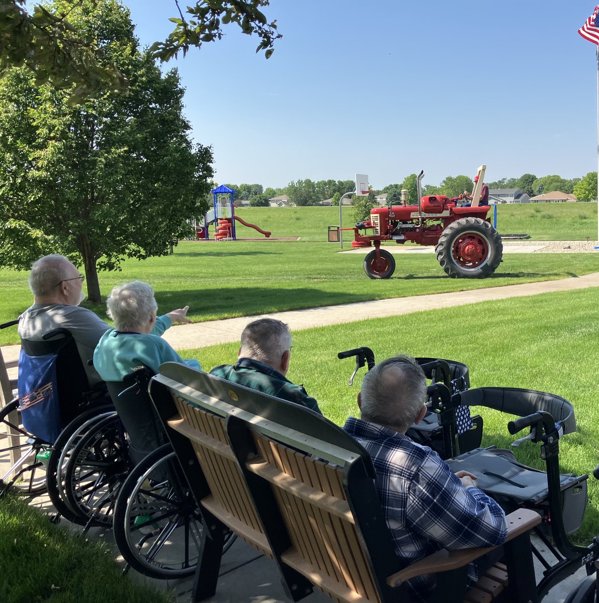 NEVetsAffairs's tweet photo. The members in our veterans' homes enjoy a variety of activities year-round. These activities would not be possible without our Activity Professionals, and in honor of #ActivityProfessionalsWeek we'd like to recognize our teammates who work hard to enrich the lives of our members https://t.co/WK55dqyx2R