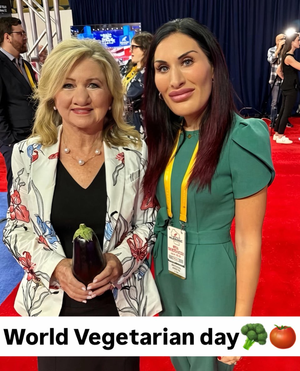 BackupJeffx's tweet image. I’M VERY CONFUSED. 

Can someone explain me what’s happening here ?