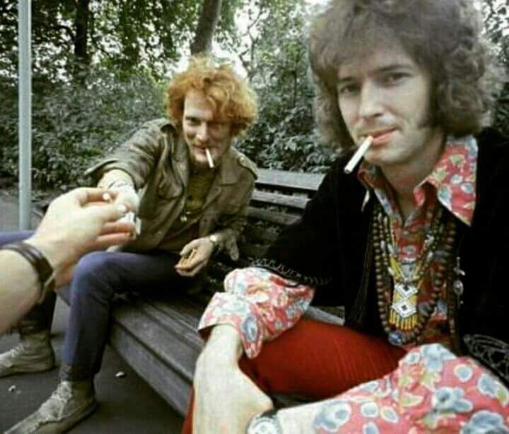 Eric Clapton and Ginger Baker on a park bench in Hyde Park, London, May 1967. 📸 Photo by Robert Whitaker.