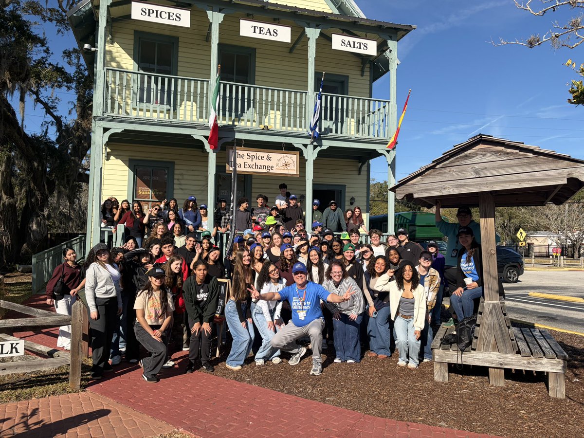 HCPS World and Dual Language tweet media