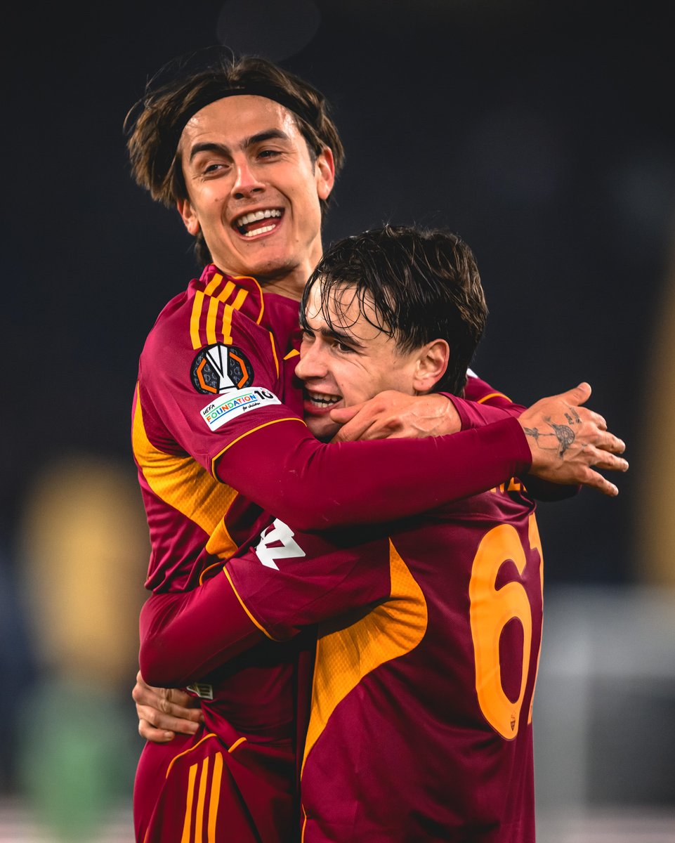 EuropaLeague's tweet image. 💛❤️

#UEL | @OfficialASRoma