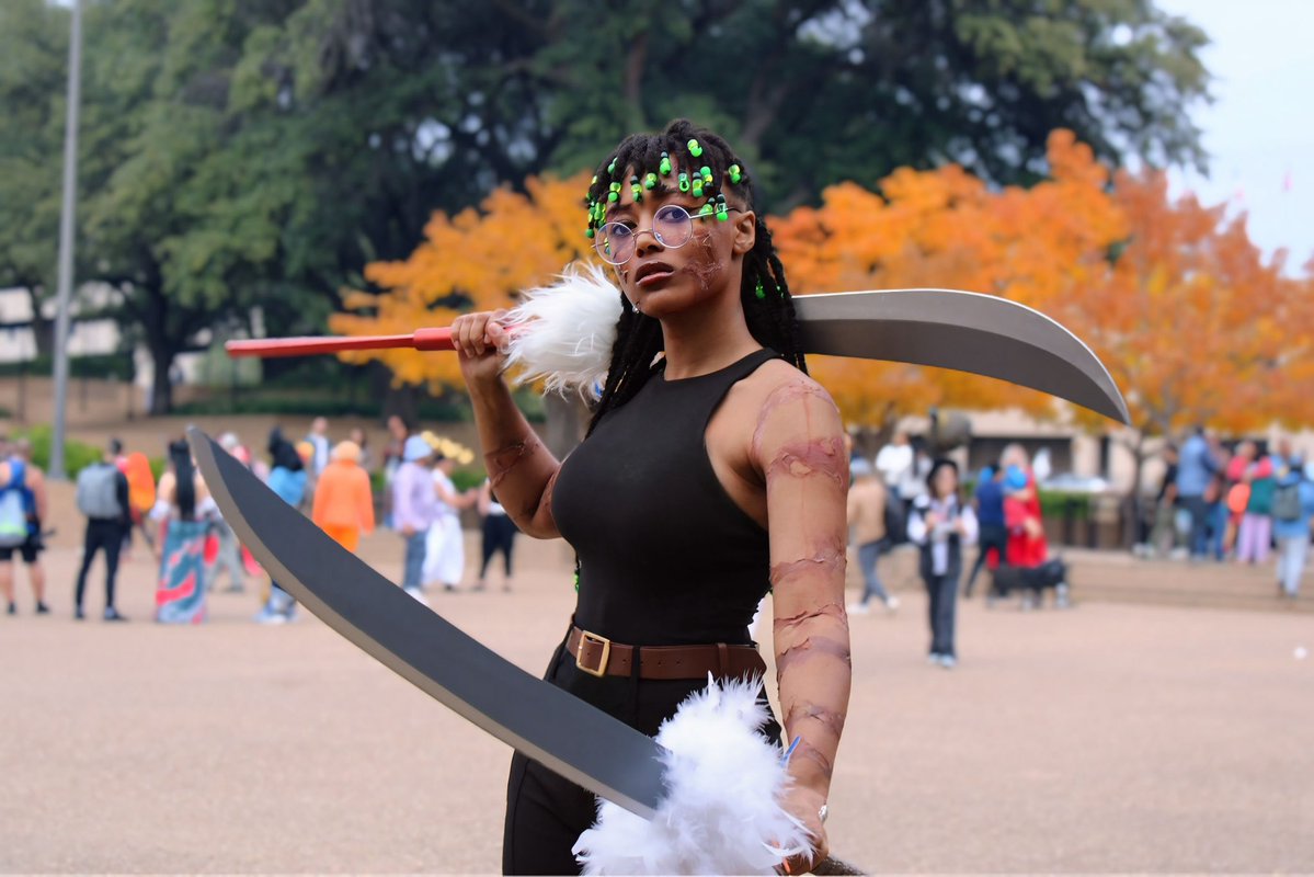 MNoir1211's tweet image. maki “walk em down” zen’in fr