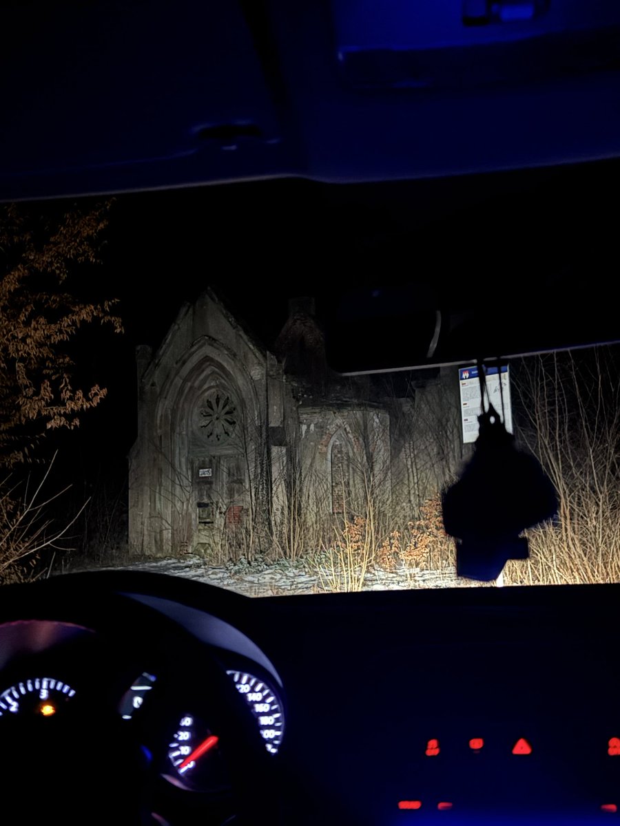 hatexplaining's tweet image. 2 prawa jazdy a kierowca bez