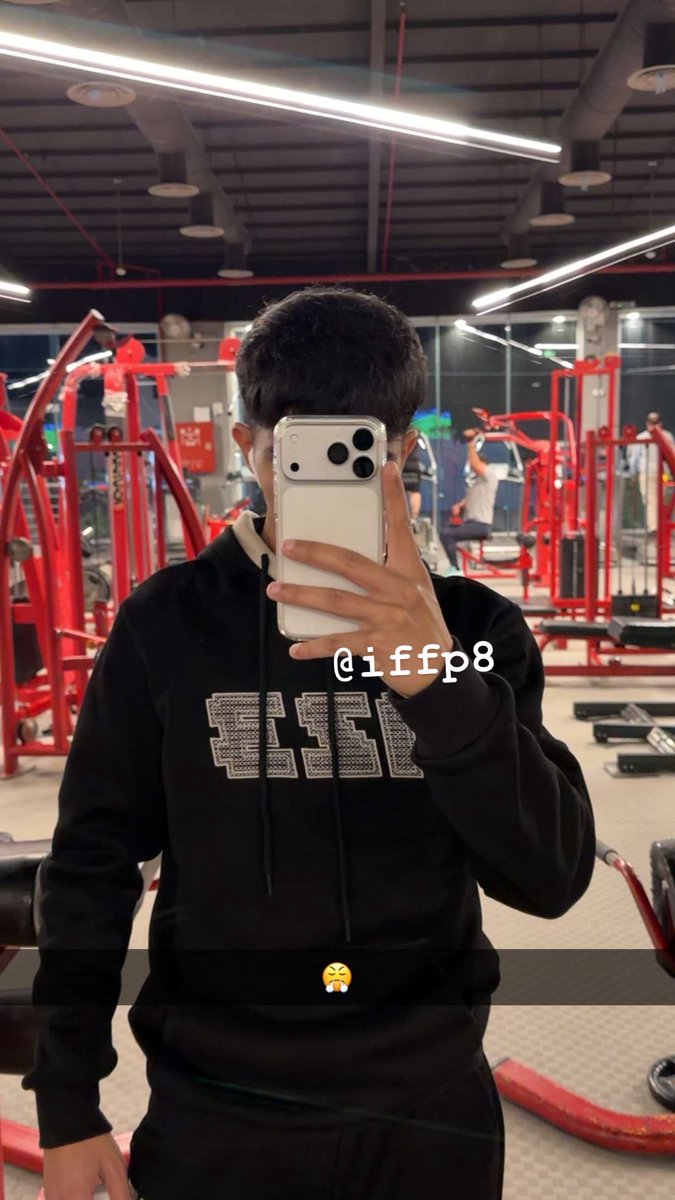iffp8's tweet photo. 😤 https://t.co/zlOQBVfE8o