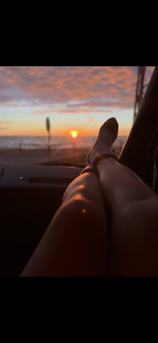 wildonwheels_'s tweet photo. stayed until the sun did 🌅 https://t.co/LpdGHd5hxi