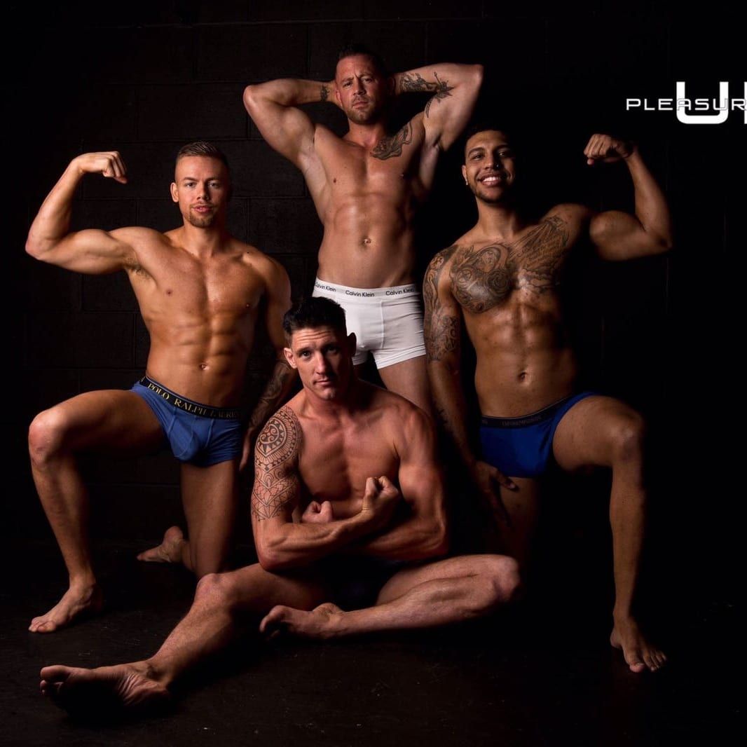 <a href="/PleasureBoysOF/">UK Pleasure Boys</a>  <a href="/UKPleasureBoys/">UK Pleasure Boys</a>  popped up on my story , seems a lifetime ago 💪🔥😜