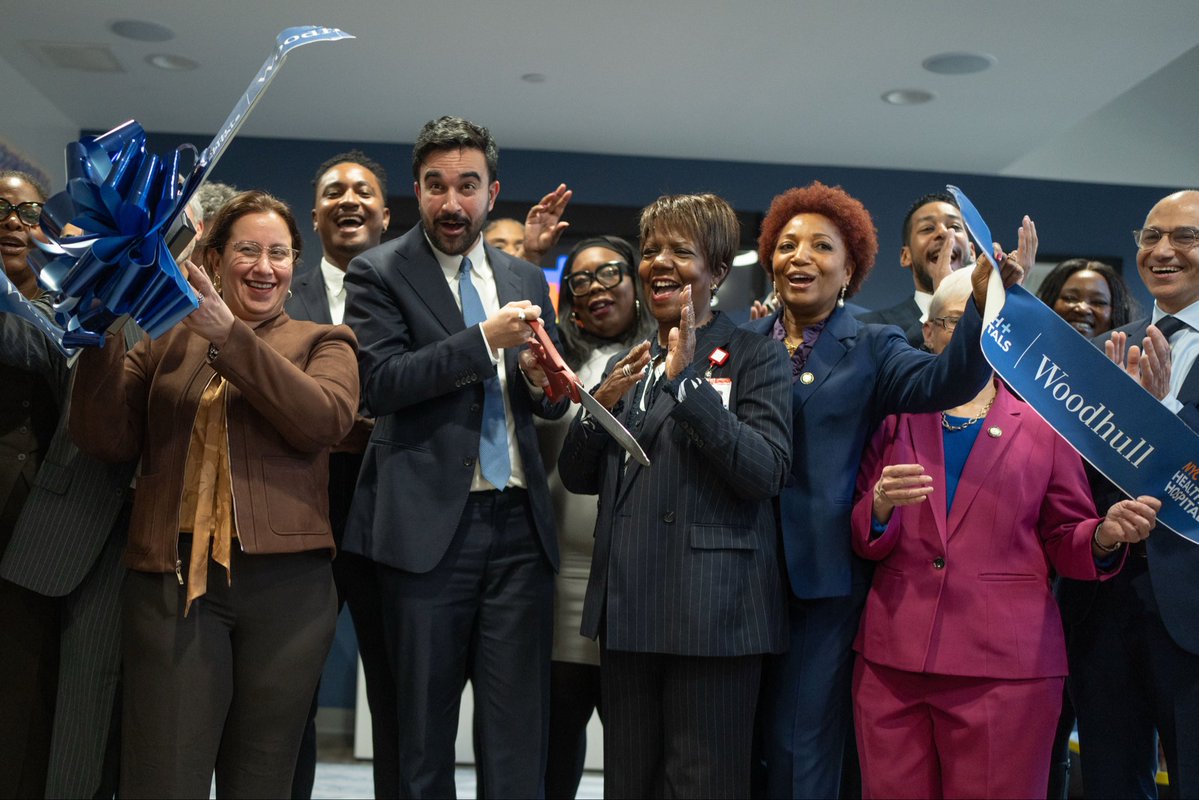 NYCMayor's tweet image. Today, we opened two new clinics to ensure young New Yorkers can access the care they deserve.
 
From mental health support to reproductive care, these clinics are about meeting young people where they are and standing with them as they grow — providing consistent, comprehensive,…