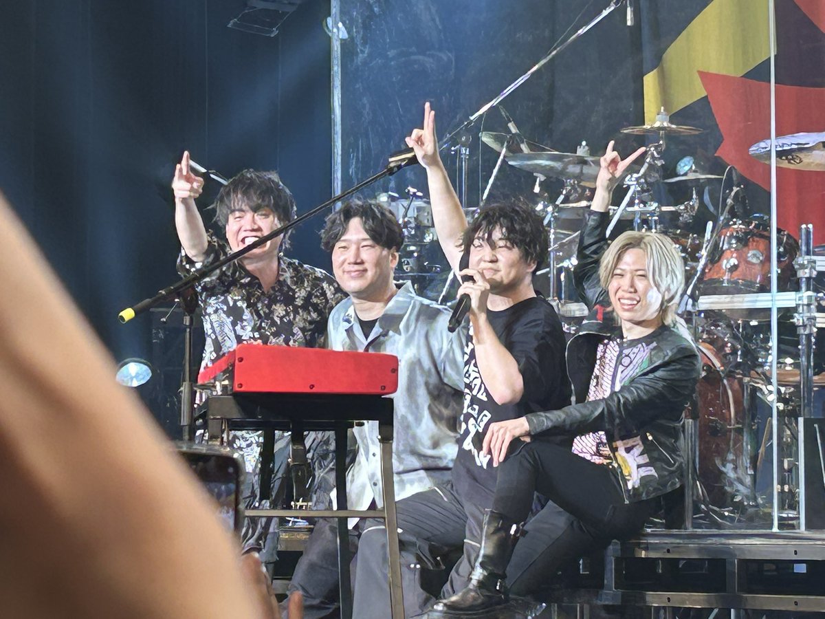 basara_da6810's tweet photo. Zeppのお裾分けです
そこまで画質良くないのすいません😭 https://t.co/jvGFL10Kft